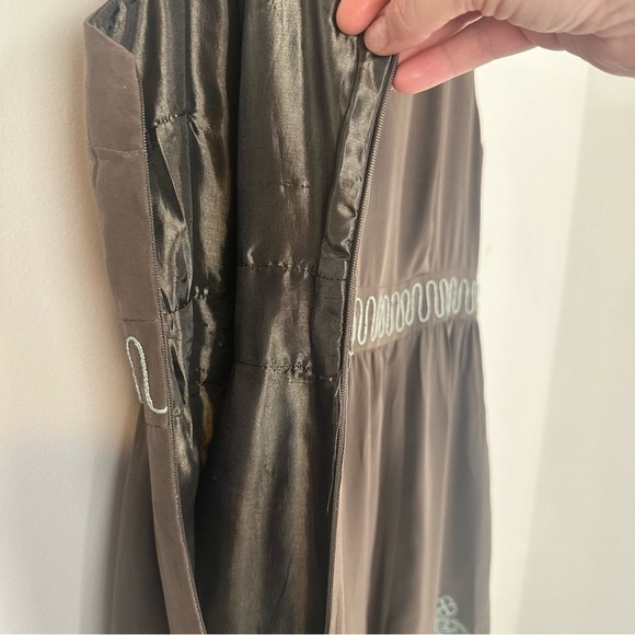 Nanette Lepore Dress Size 12 Gray/Brown Embroidered Silk Cut Out Floral - Picture 9 of 9